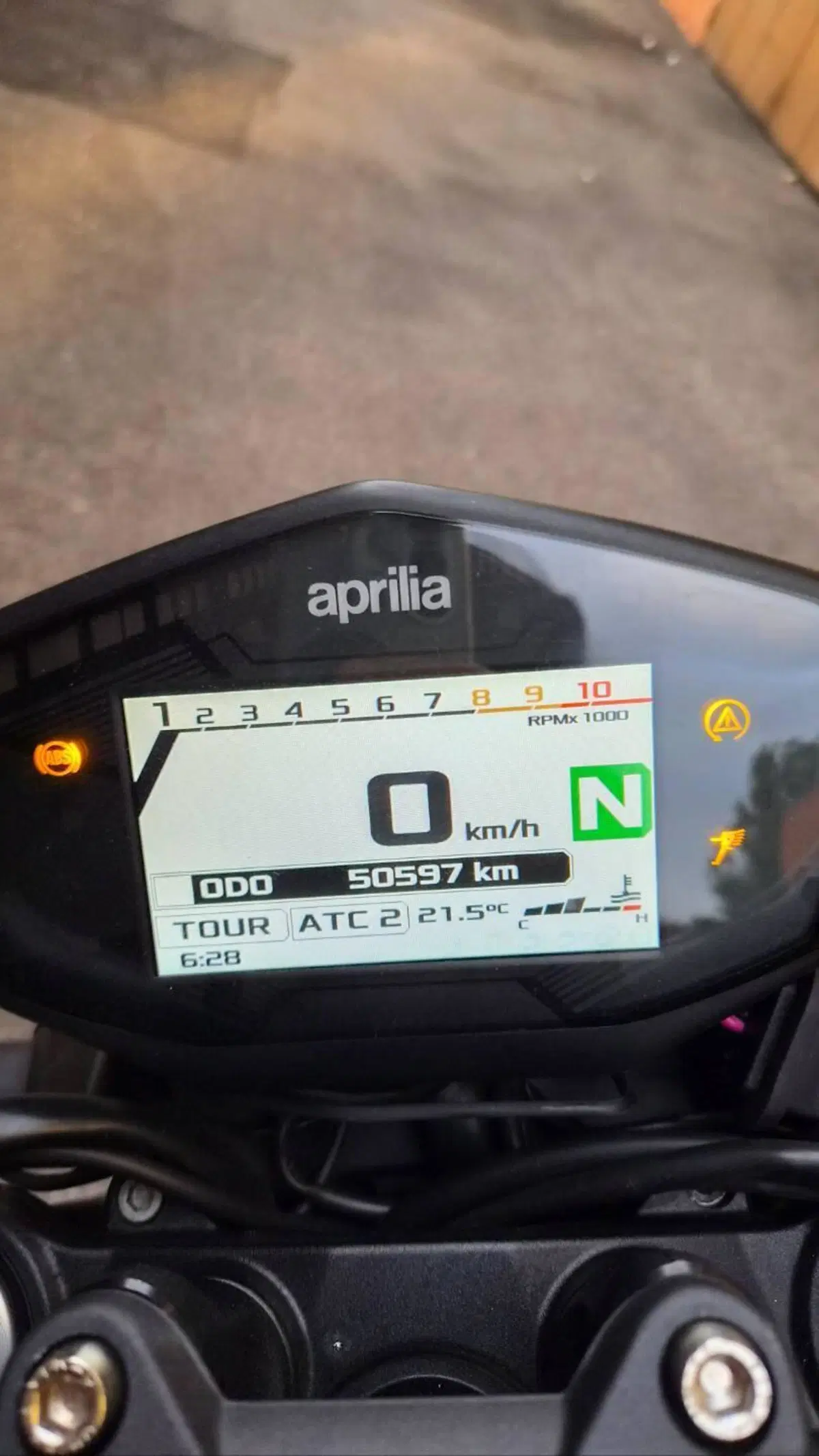 Aprilia Shiver 900 ABS (2017 - 18) (3)