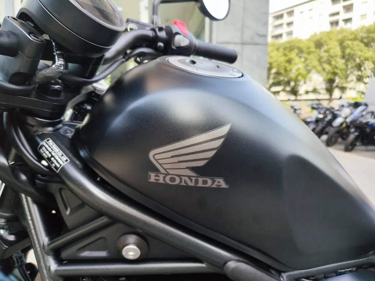 Honda CMX 500 Rebel (2025 - 26) (12)