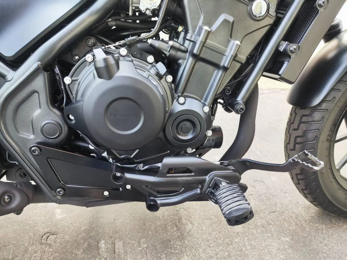 Honda CMX 500 Rebel (2025 - 26) (16)