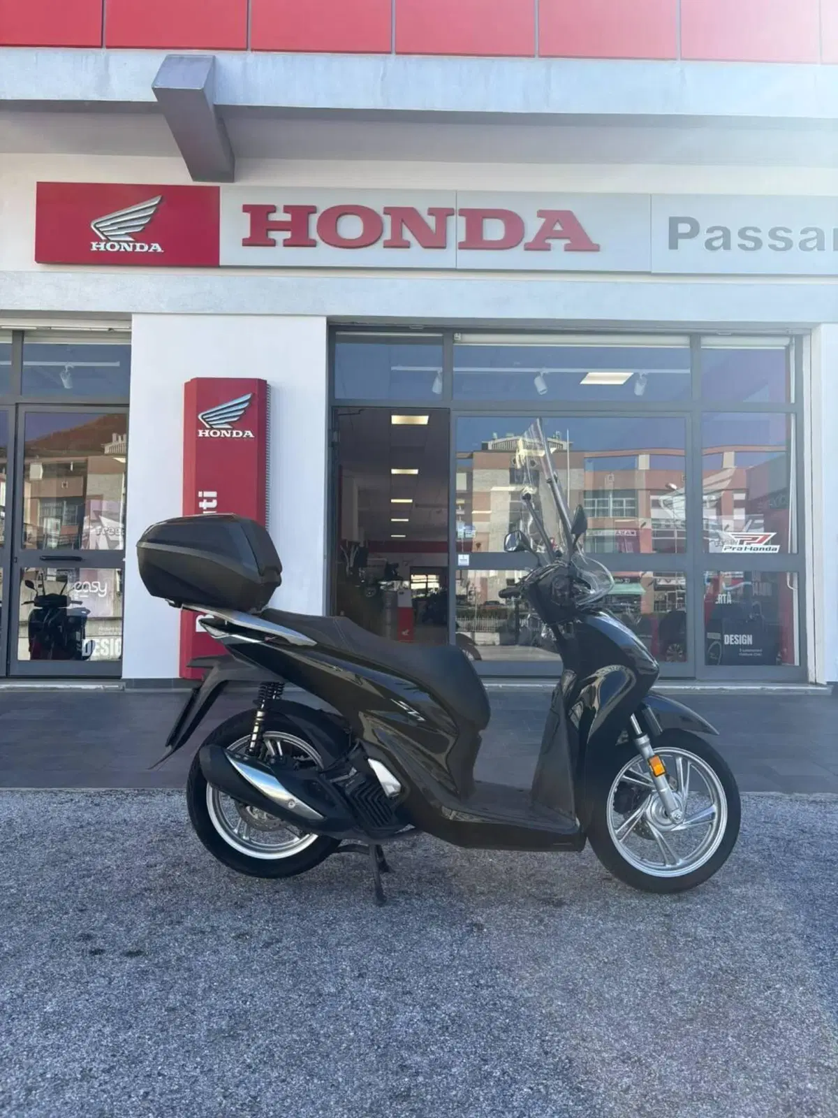 Honda SH 125i (2020 - 23) (2)