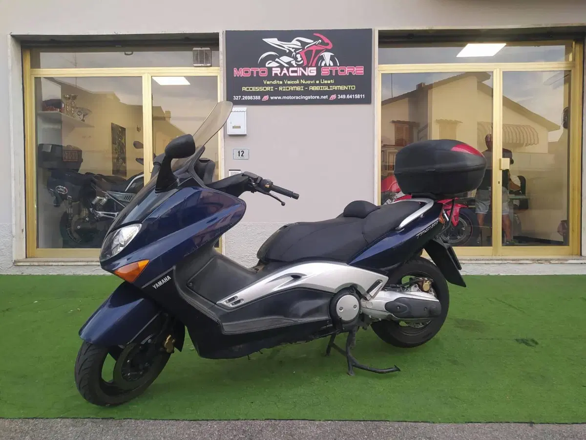 Yamaha T-Max 500 (2001 - 03) (4)