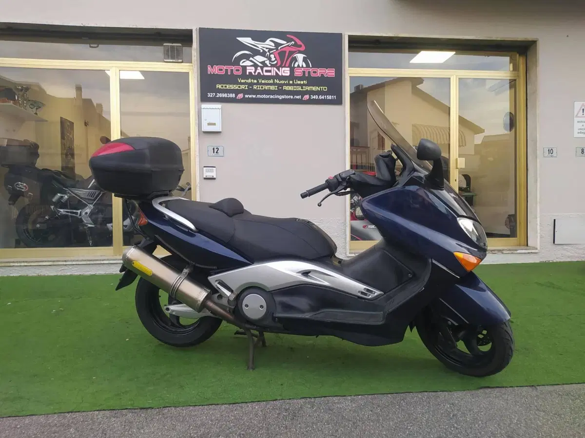 Yamaha T-Max 500 (2001 - 03) (3)