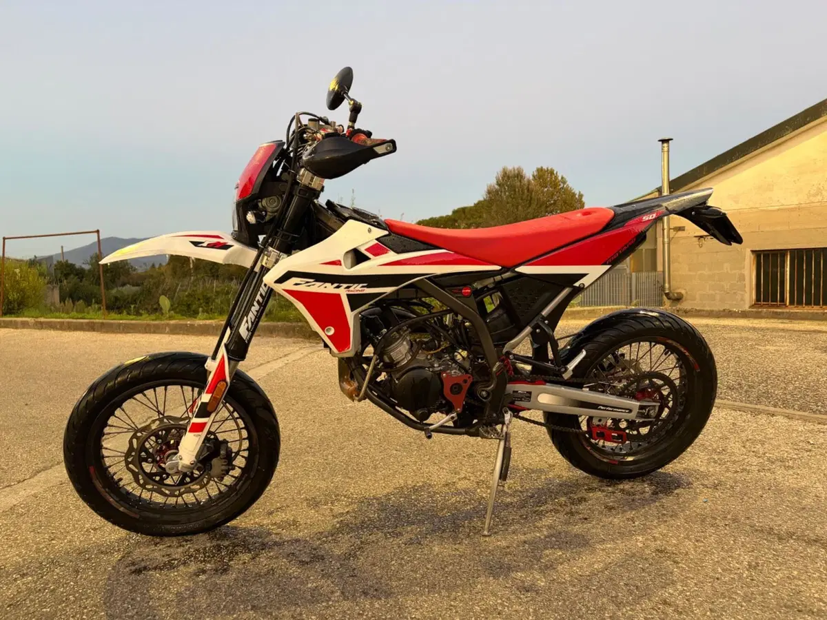Fantic Motor XM 50 Motard Competition 2T (2021 - 22) (2)