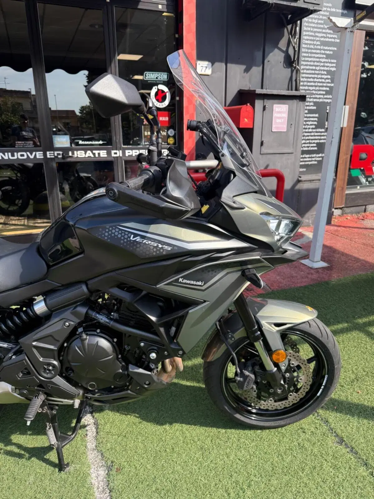 Kawasaki Versys 650 (2021 - 24) (8)
