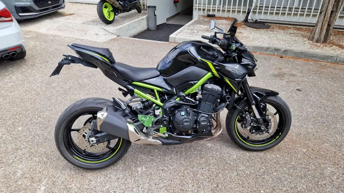 Kawasaki Z 900 A2 (2021 - 24) (2)