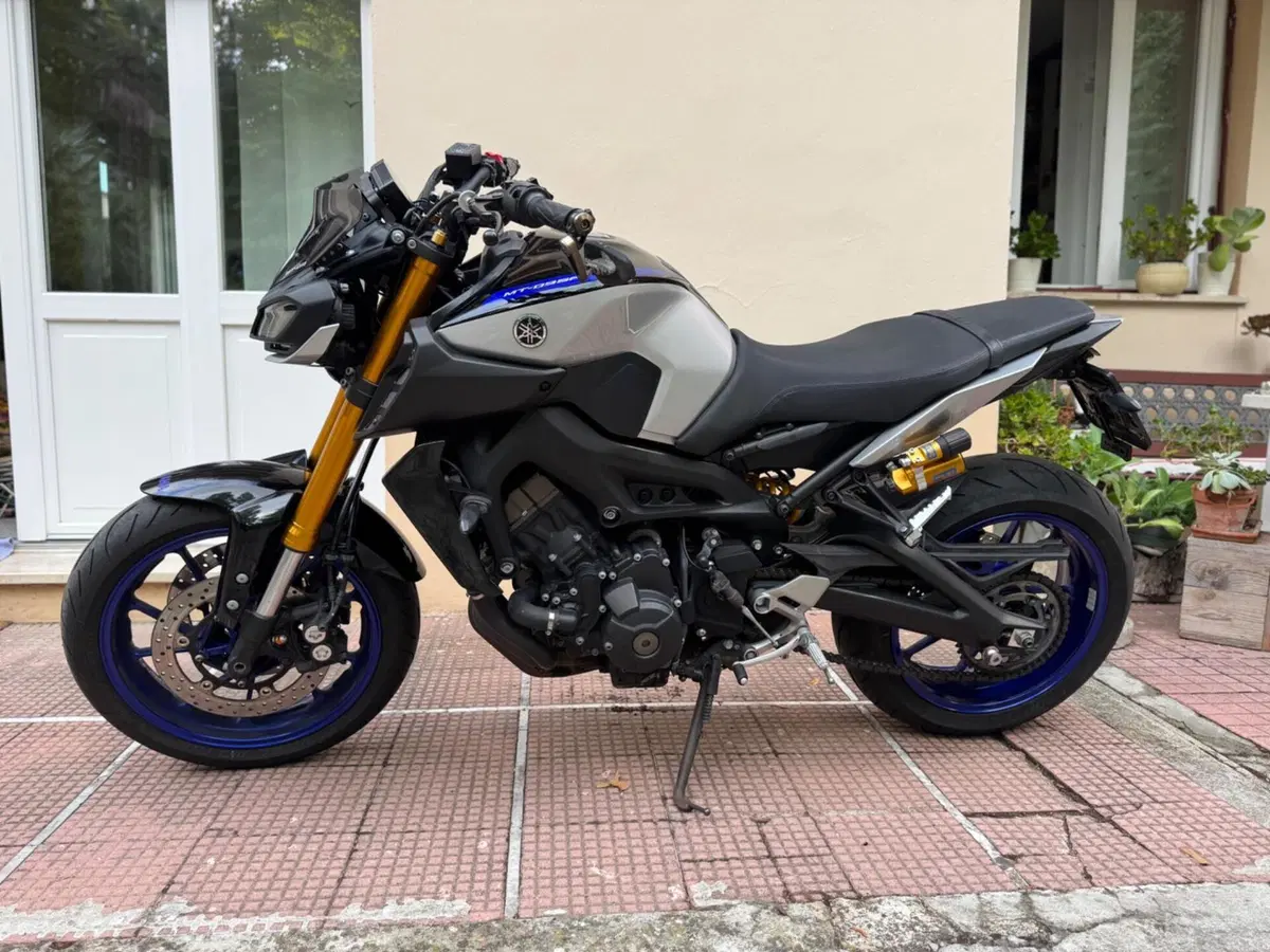 Yamaha MT-09 SP (2018 - 20)