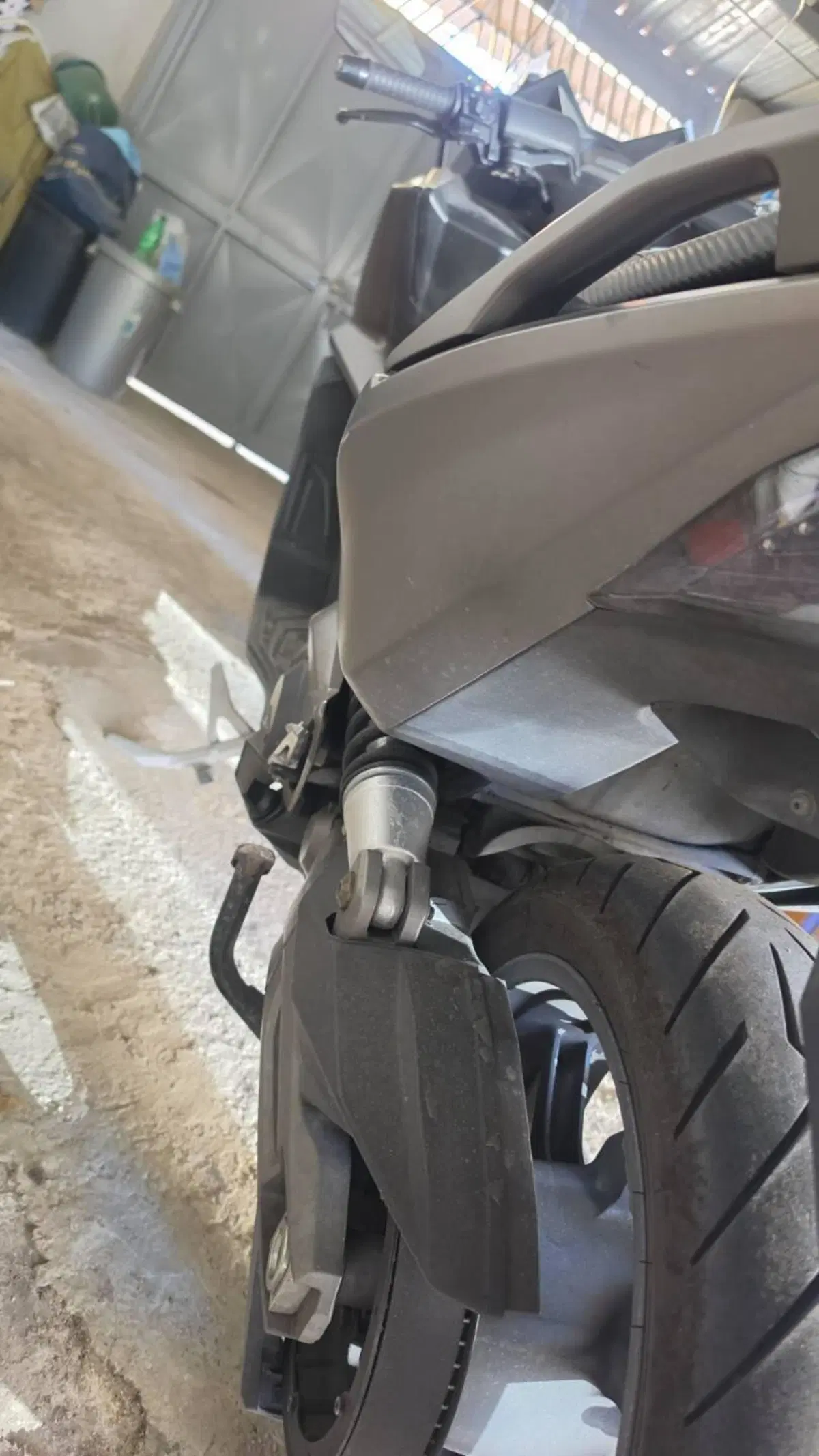 Kymco AK 550 ETS (2021 - 26)