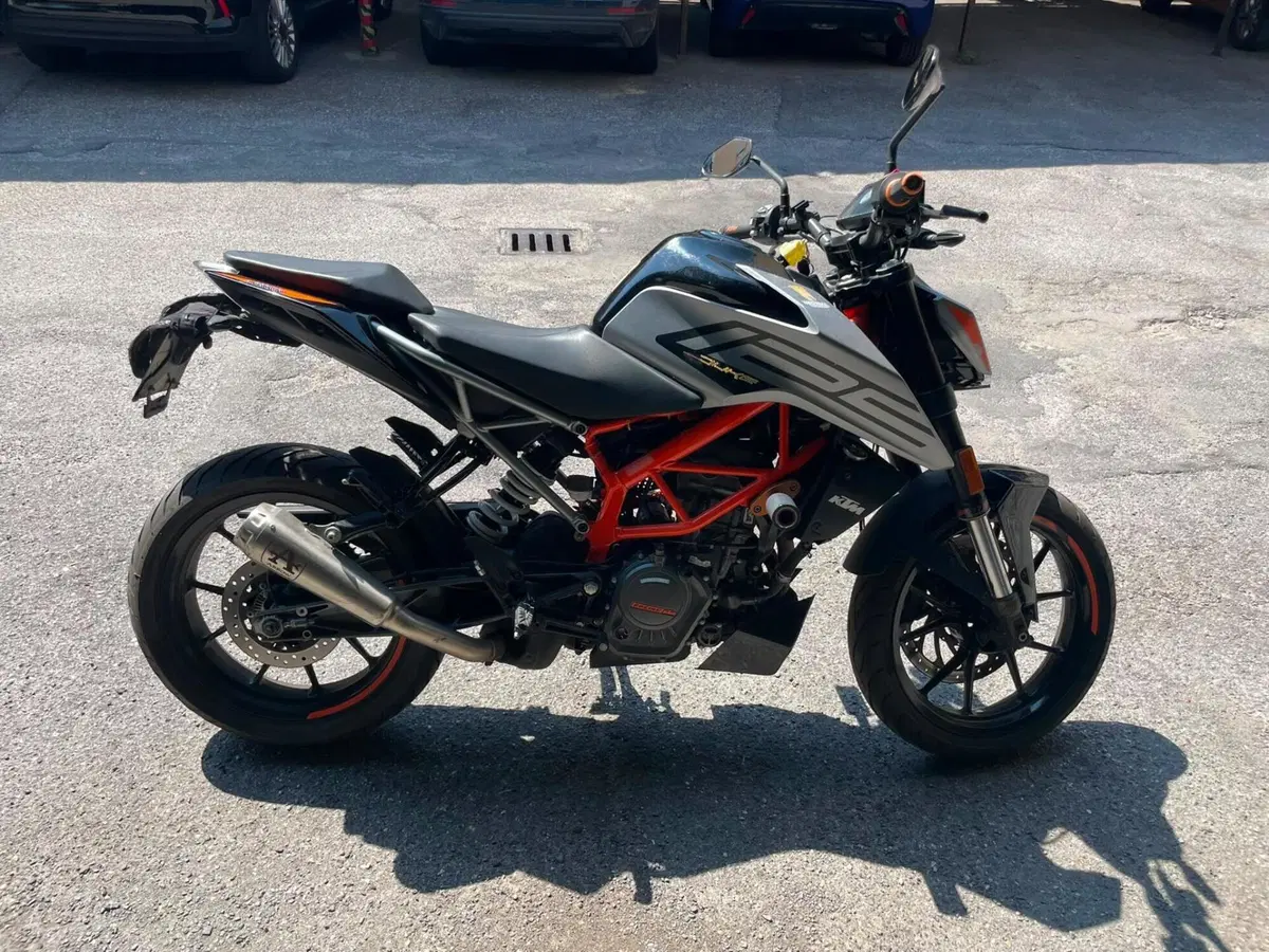 KTM 125 Duke (2021 - 23) (3)