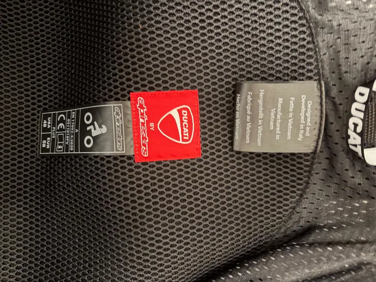 Ducati Speed Evo C1 Leather Jacket – Taglia 58 – D (9)