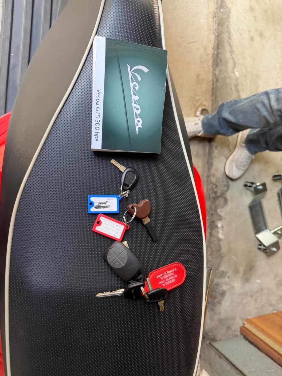 Vespa GTS 300 Super Hpe (2021 - 22) (17)