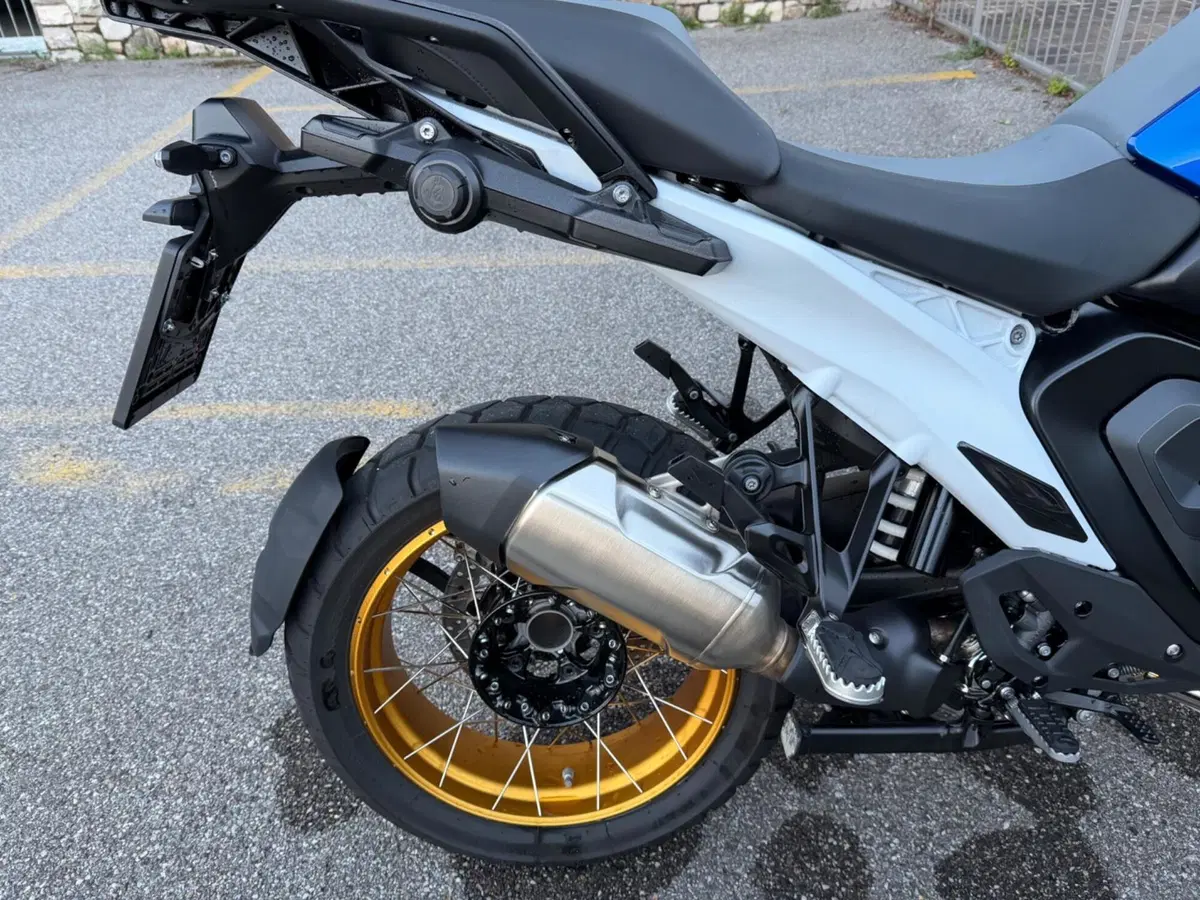 Bmw R 1300 GS (2023 - 26) (2)