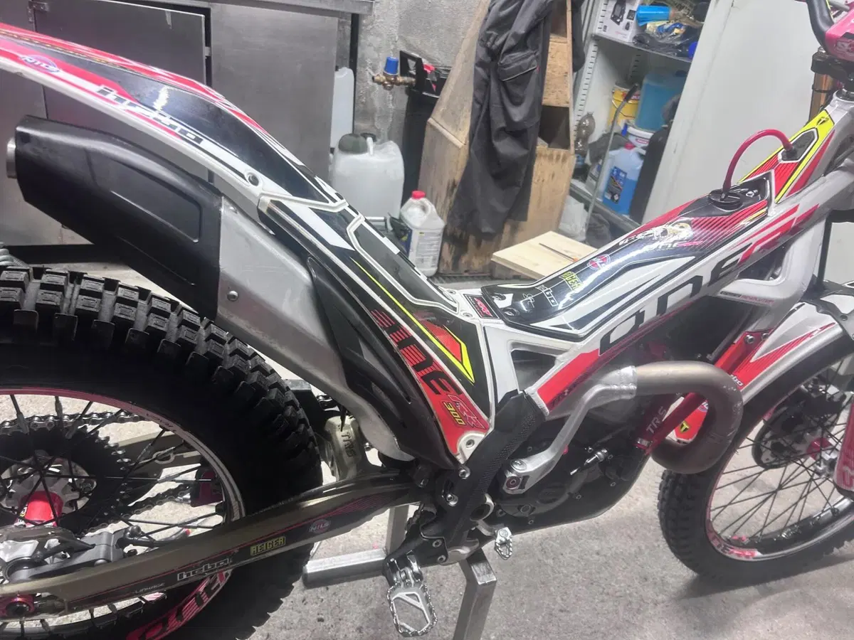 TRS Motorcycles One 300 RR (2023 - 24) (4)