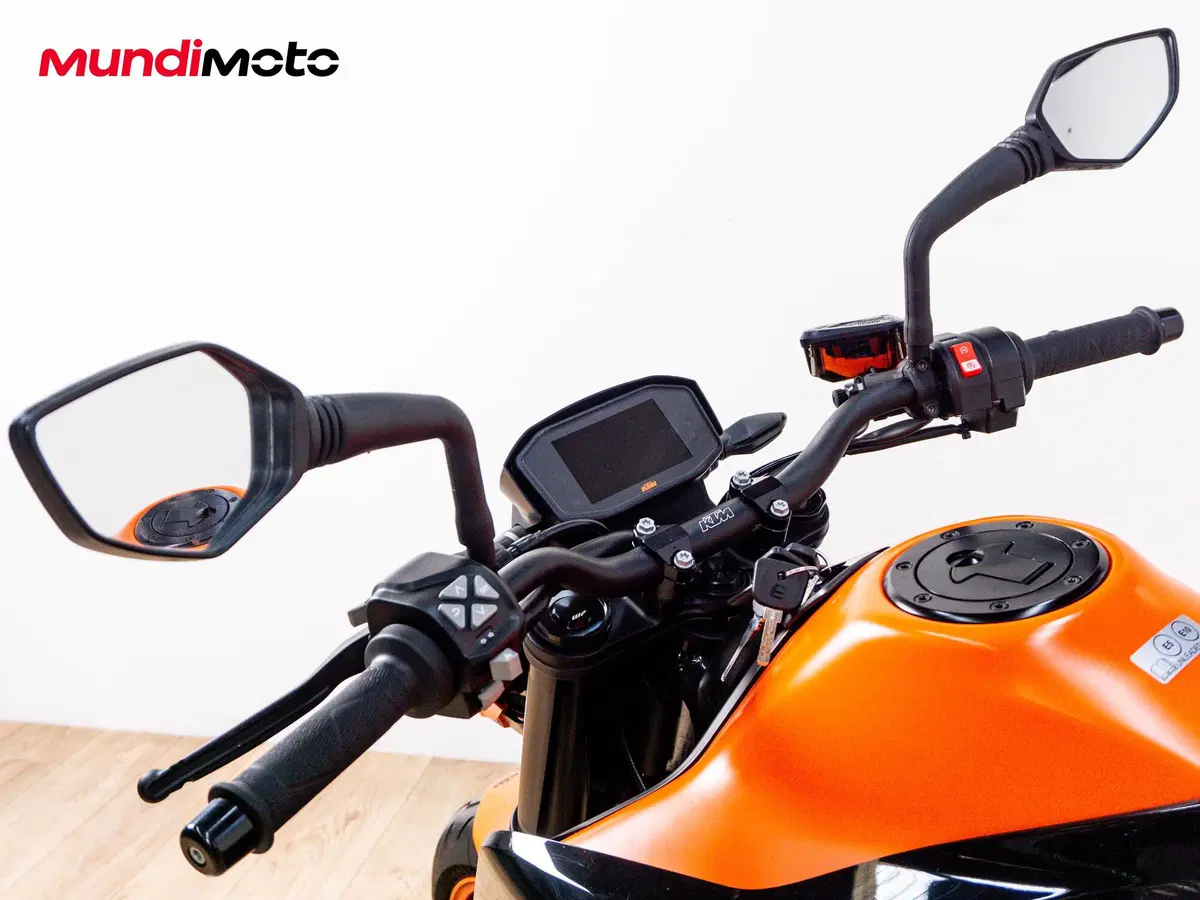 KTM 890 Duke (2021 - 23) (11)