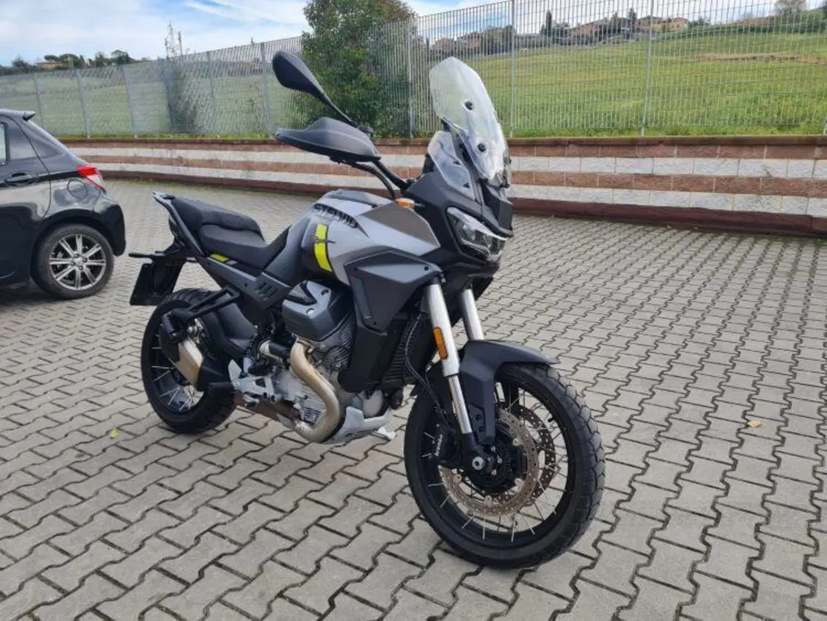 Moto Guzzi Stelvio PFF (2024 - 26) (2)