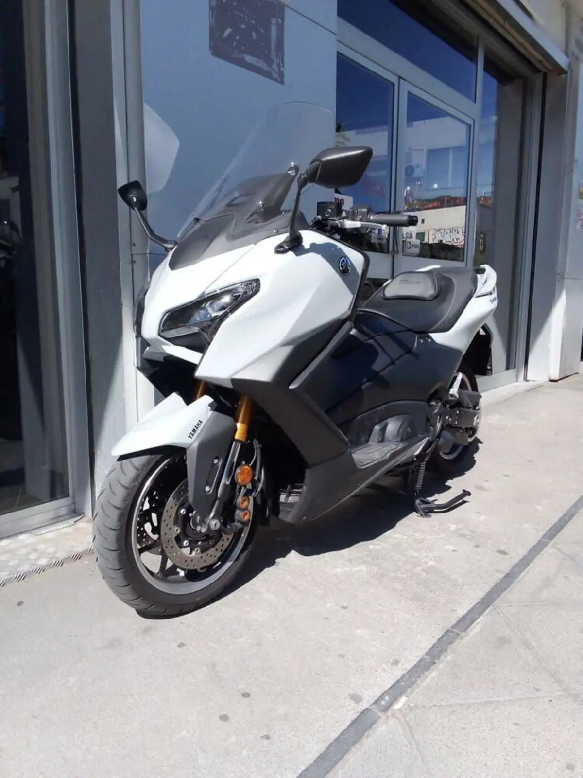 Yamaha T-Max 560 Tech Max (2025 - 26)
