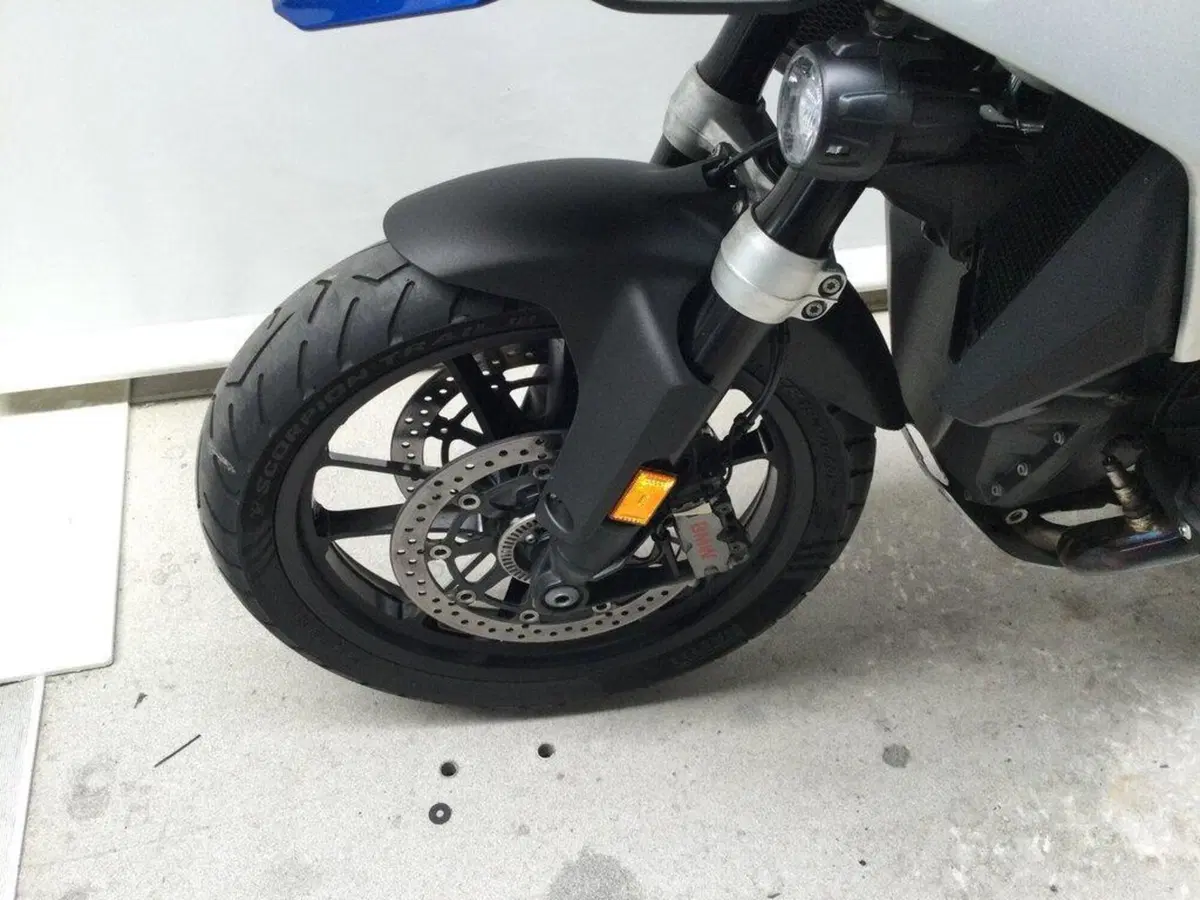 Bmw R 1300 GS (2023 - 26) (8)