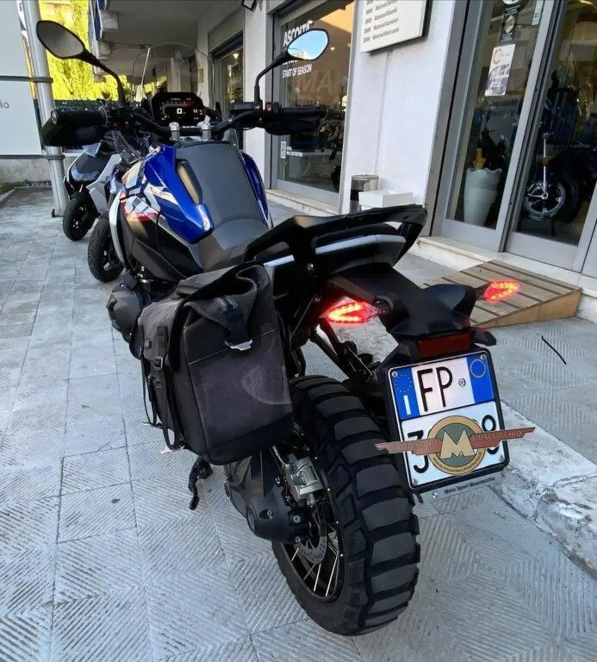 Bmw R 1300 GS (2023 - 26) (11)