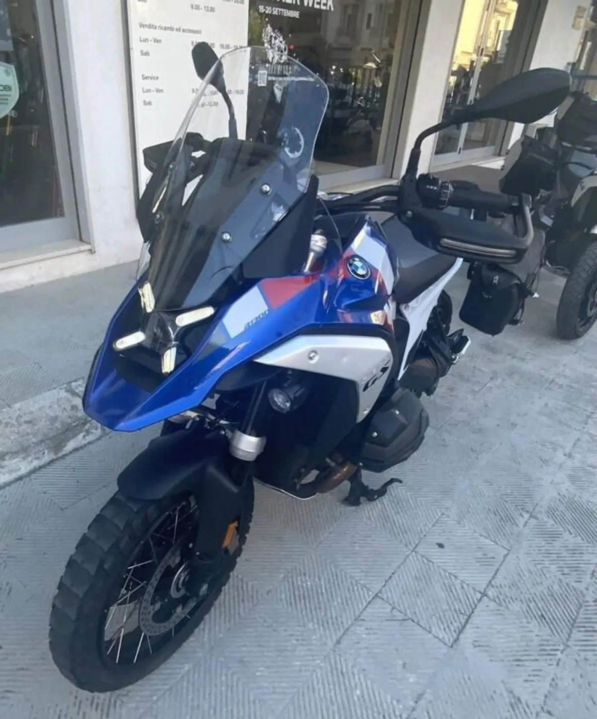 Bmw R 1300 GS (2023 - 26) (5)