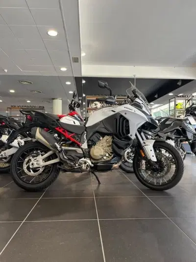 Ducati Multistrada V4 S (2021 - 24) usata