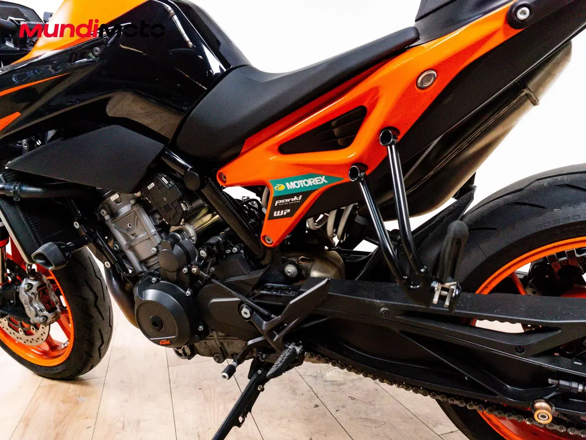 KTM 890 Duke (2021 - 23) (10)