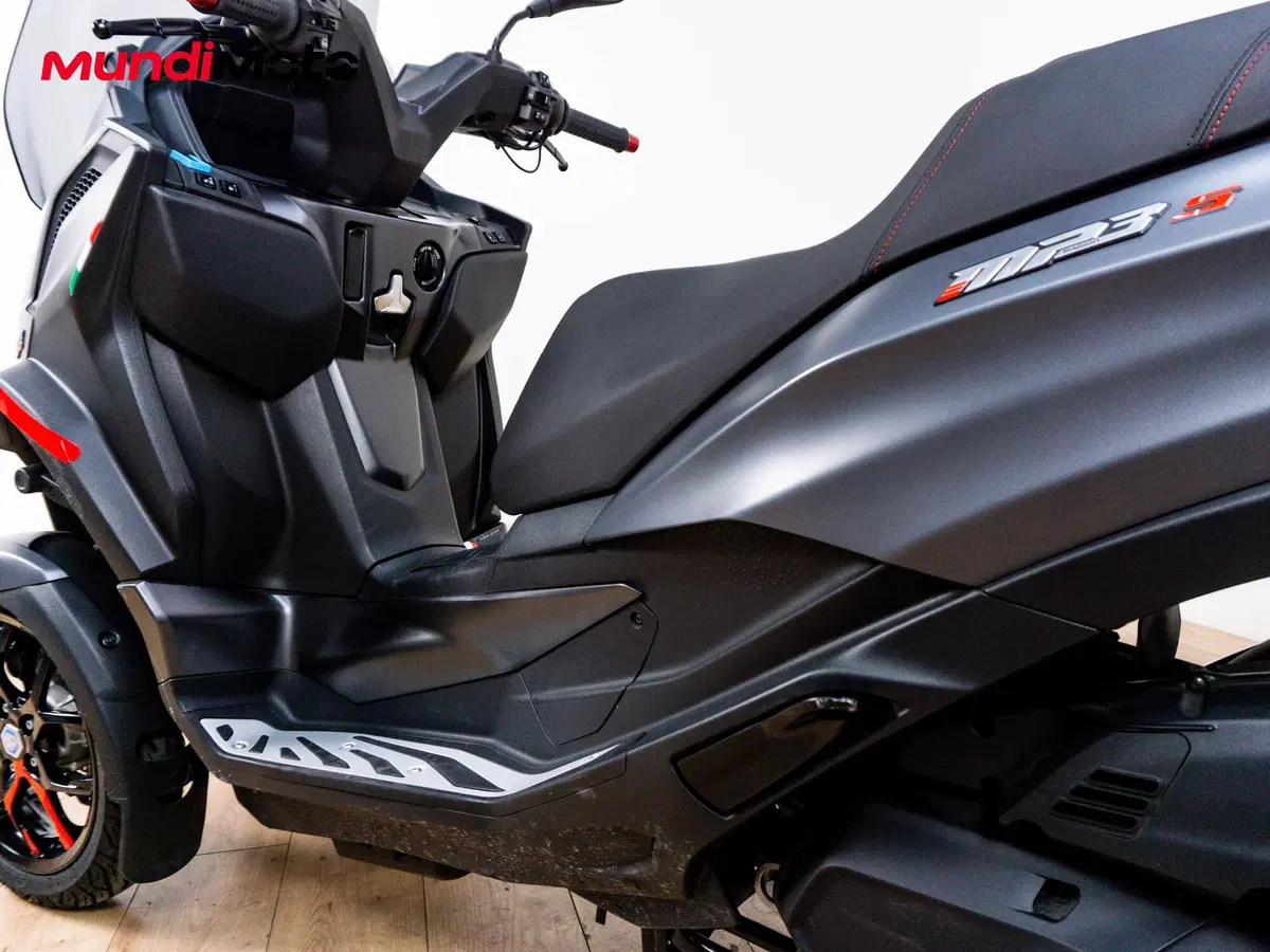 Piaggio MP3 400 Sport Hpe (2025 - 26) (10)