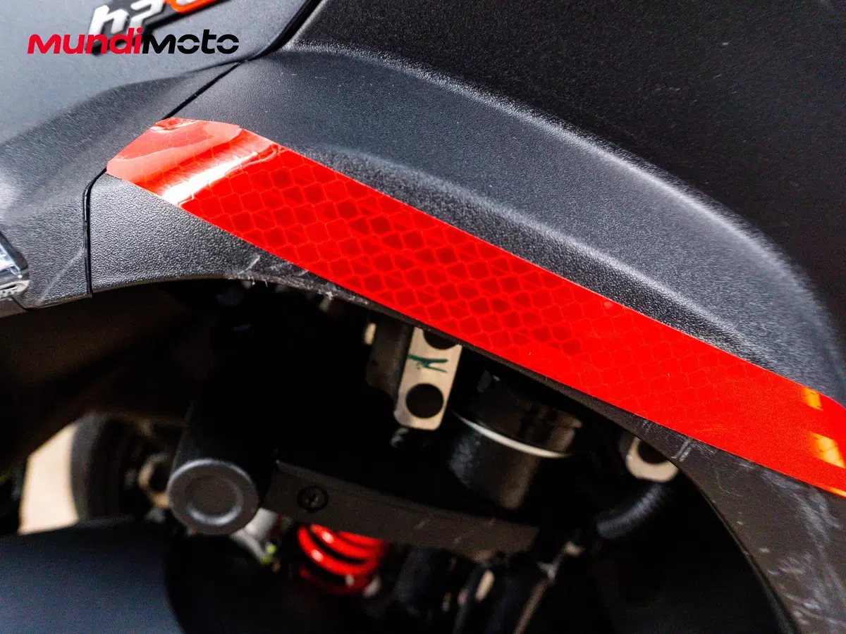 Piaggio MP3 400 Sport Hpe (2025 - 26) (15)