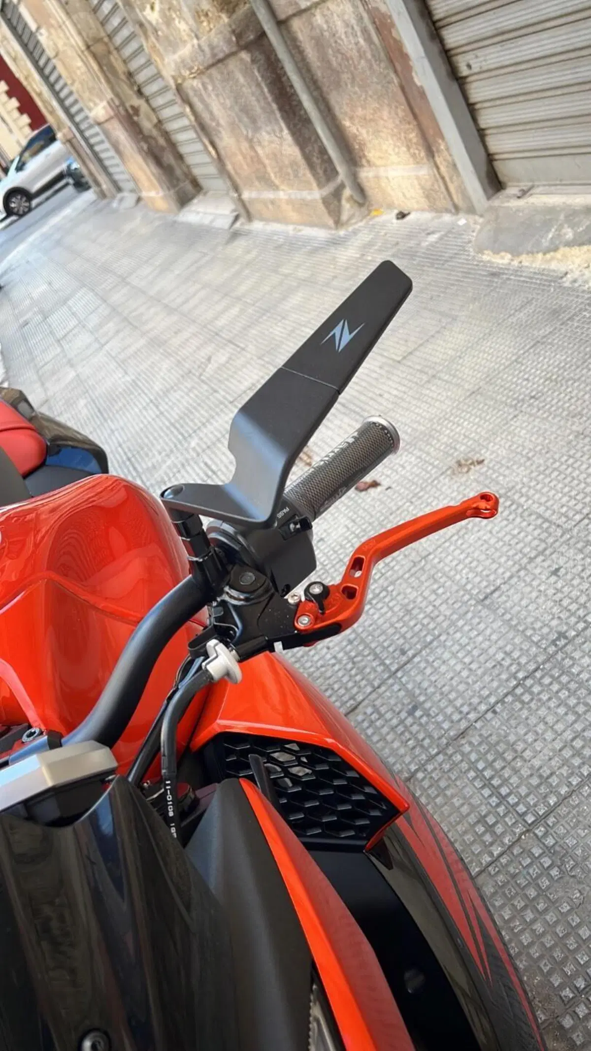 Kawasaki Z 1000 (2010 - 13) (10)