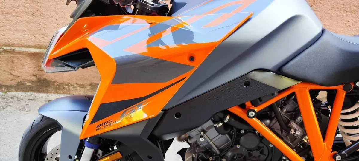 KTM 1290 Super Duke GT (2021 - 25) (13)