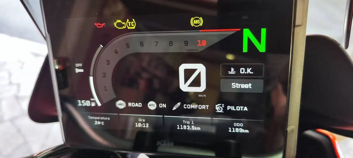 KTM 1290 Super Duke GT (2021 - 25) (17)