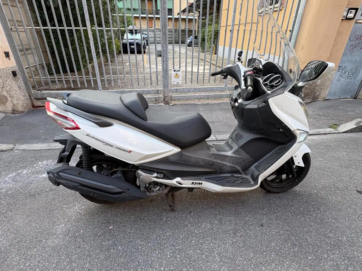 Sym Joymax 300 i ABS (2012 - 18) (2)