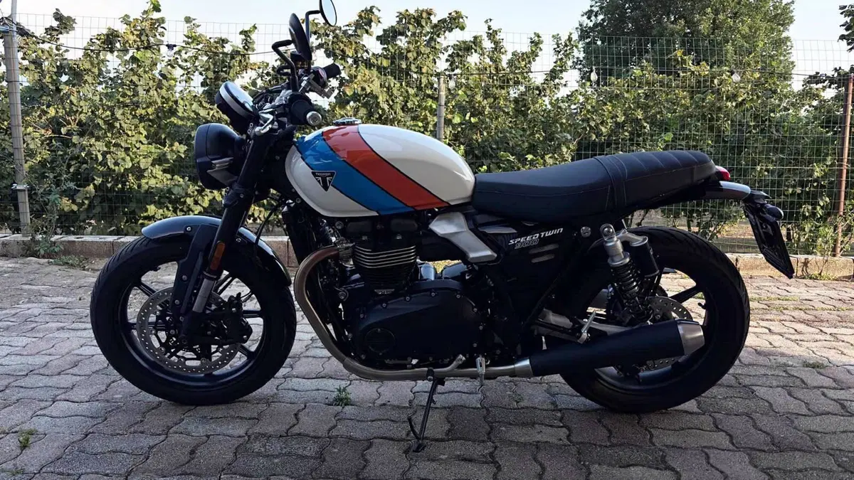 Triumph Speed Twin 900 (2025 - 26) (2)