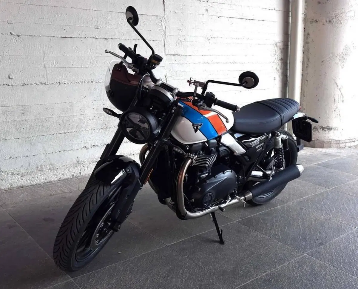 Triumph Speed Twin 900 (2025 - 26) (4)