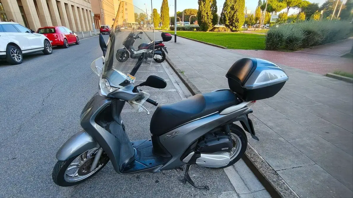 Honda SH 150i ABS (2013 - 16) (6)