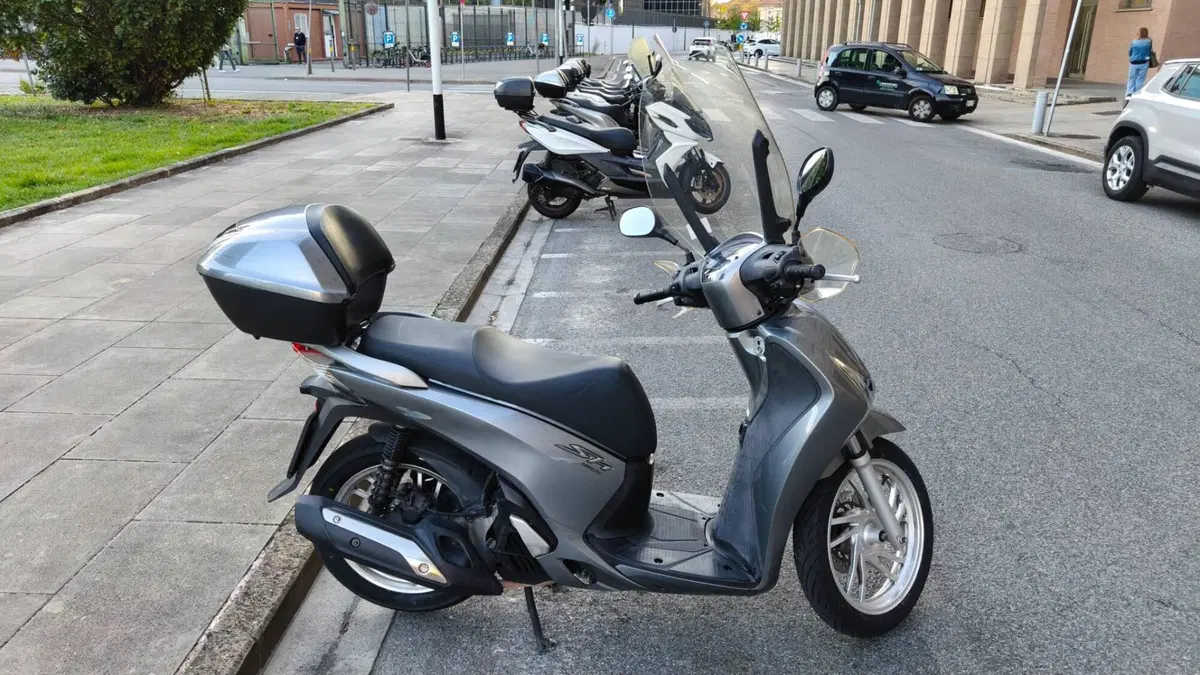 Honda SH 150i ABS (2013 - 16) (8)