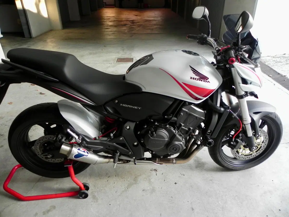 Honda Hornet 600 (2007 - 10) (3)