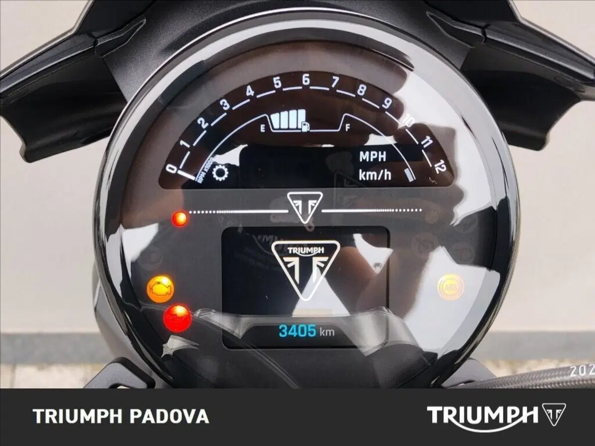 Triumph Trident 800 (2026) (13)