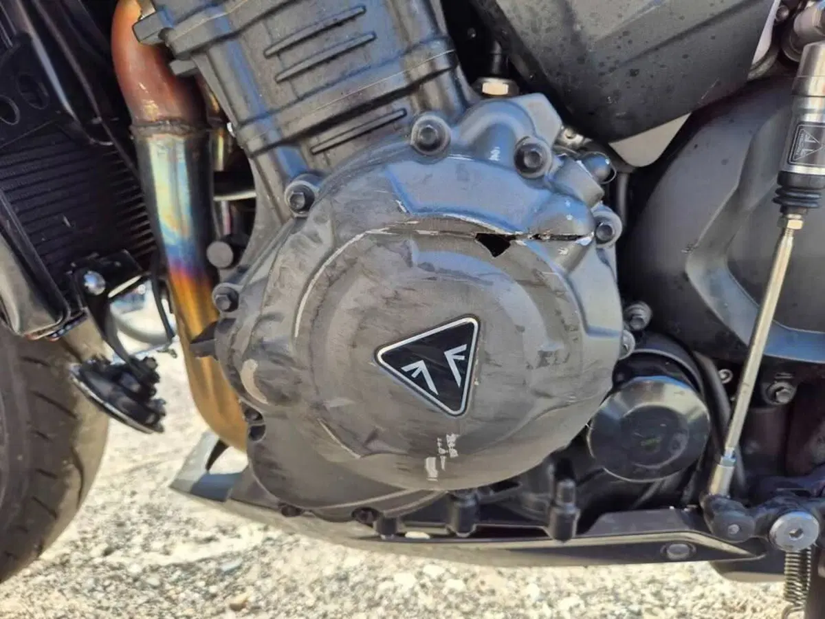 Triumph Speed Triple 1200 RX (2025 - 26) (15)