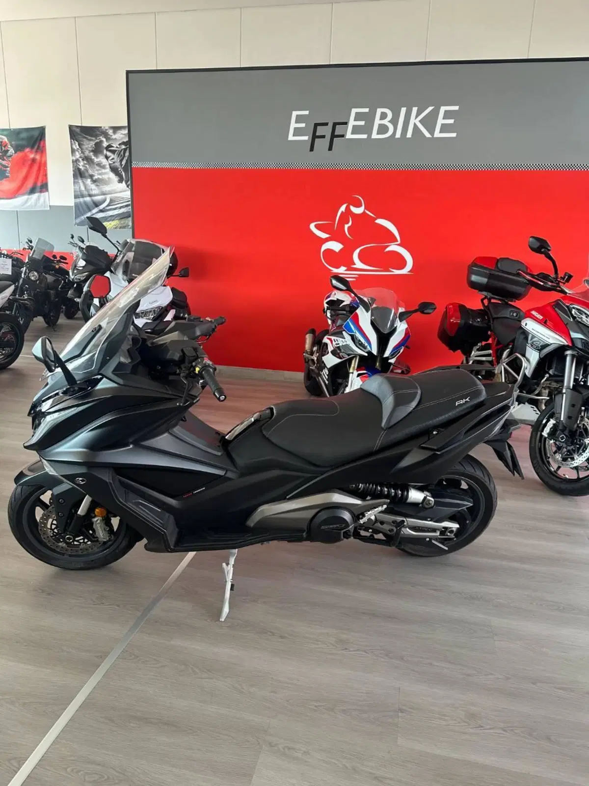 Kymco AK 550 (2020) (2)