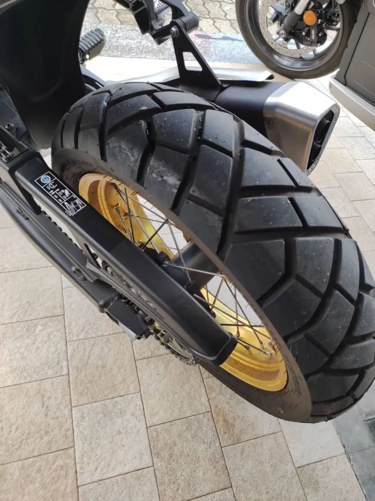 Honda Transalp XL750 (2025) (9)