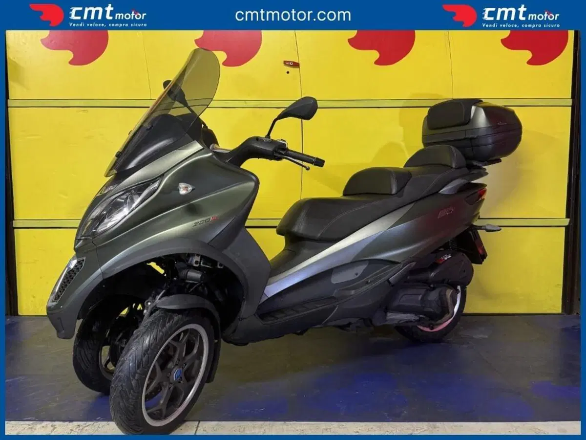 Piaggio Mp3 300 ie Business LT (2017 - 18) (2)