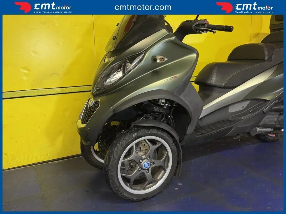 Piaggio Mp3 300 ie Business LT (2017 - 18) (6)
