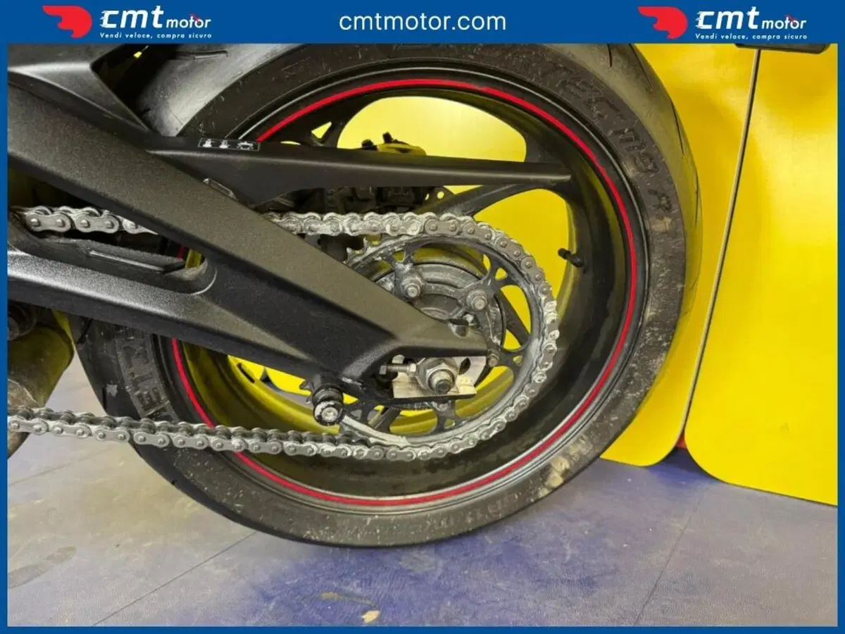 Triumph Street Triple R (2020 - 22) (10)