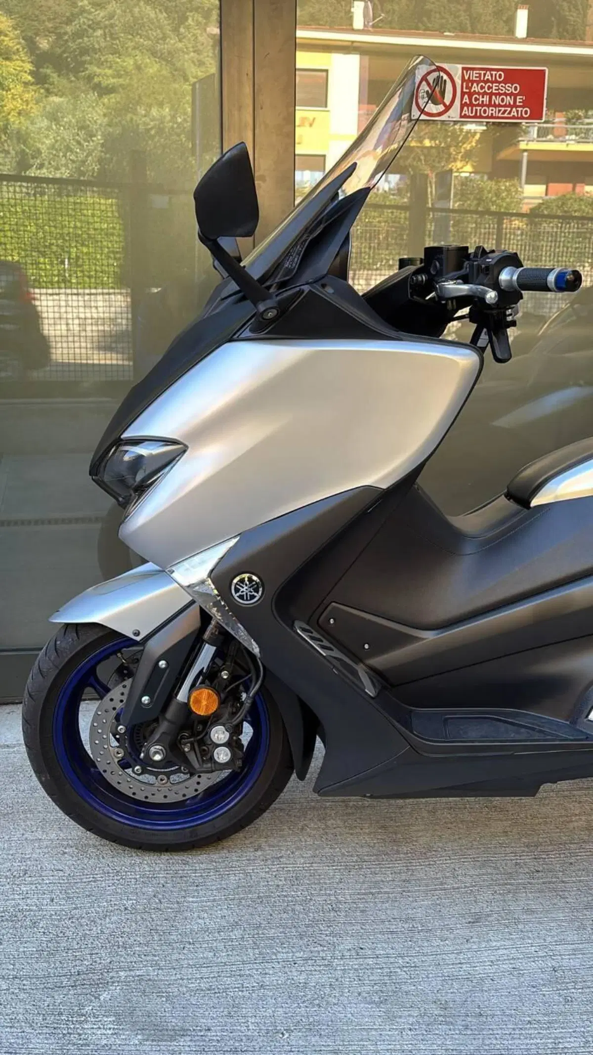 Yamaha T-Max 530 SX (2017 - 19) (4)