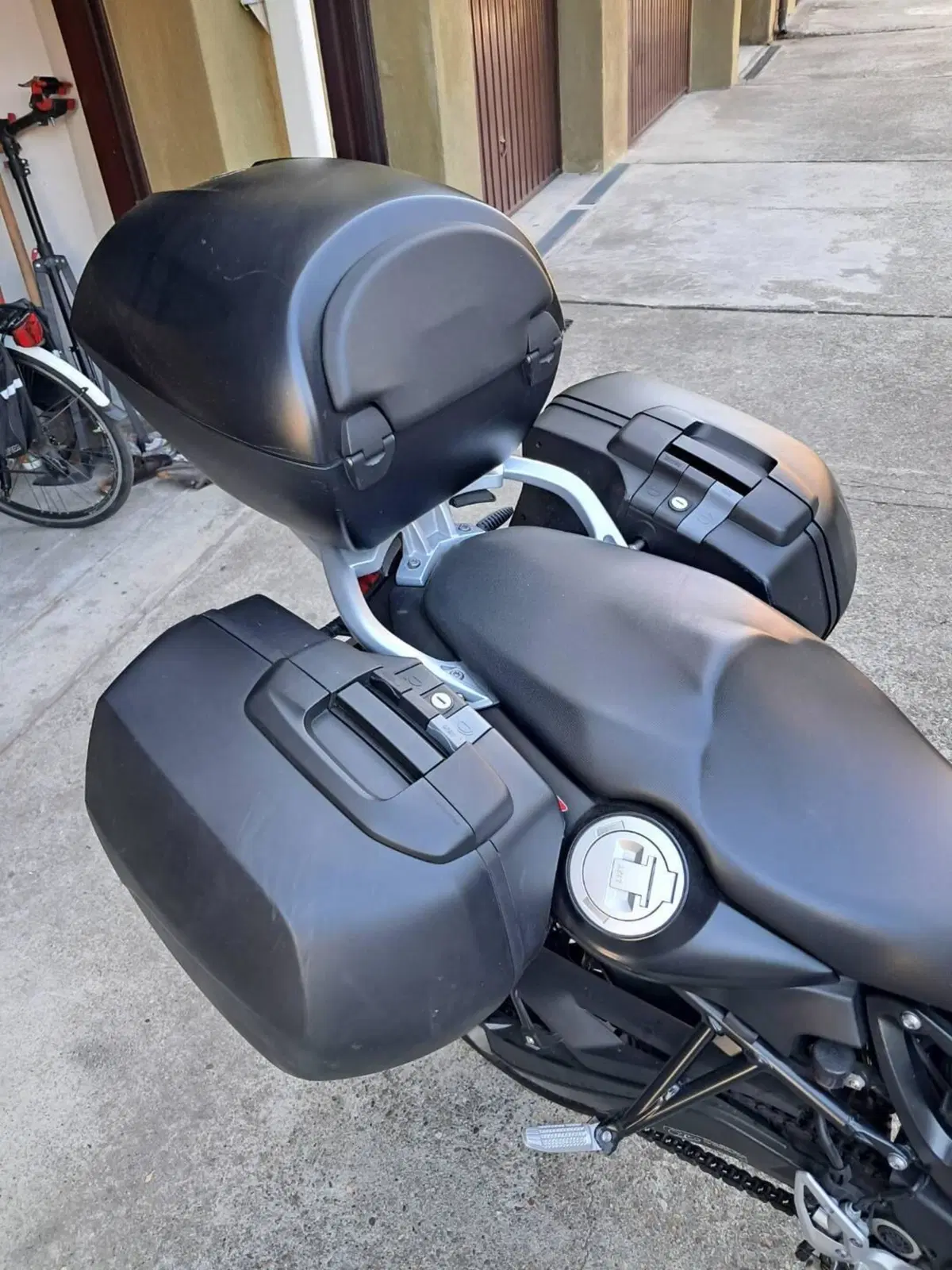 Bmw F 800 R (2015 - 16) (8)