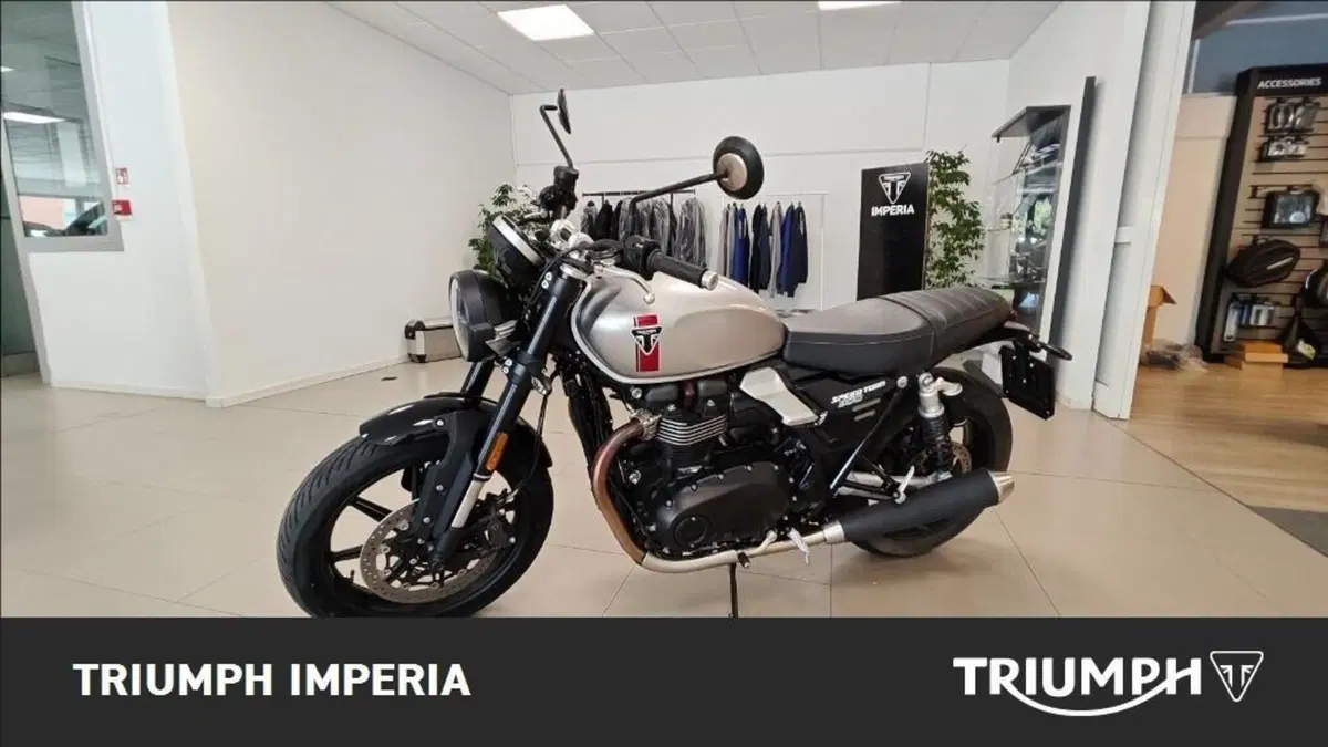 Triumph Speed Twin 900 (2025 - 26) (2)