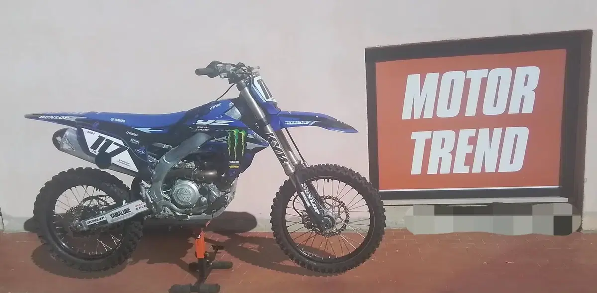 Yamaha YZ 450 F (2023) (2)
