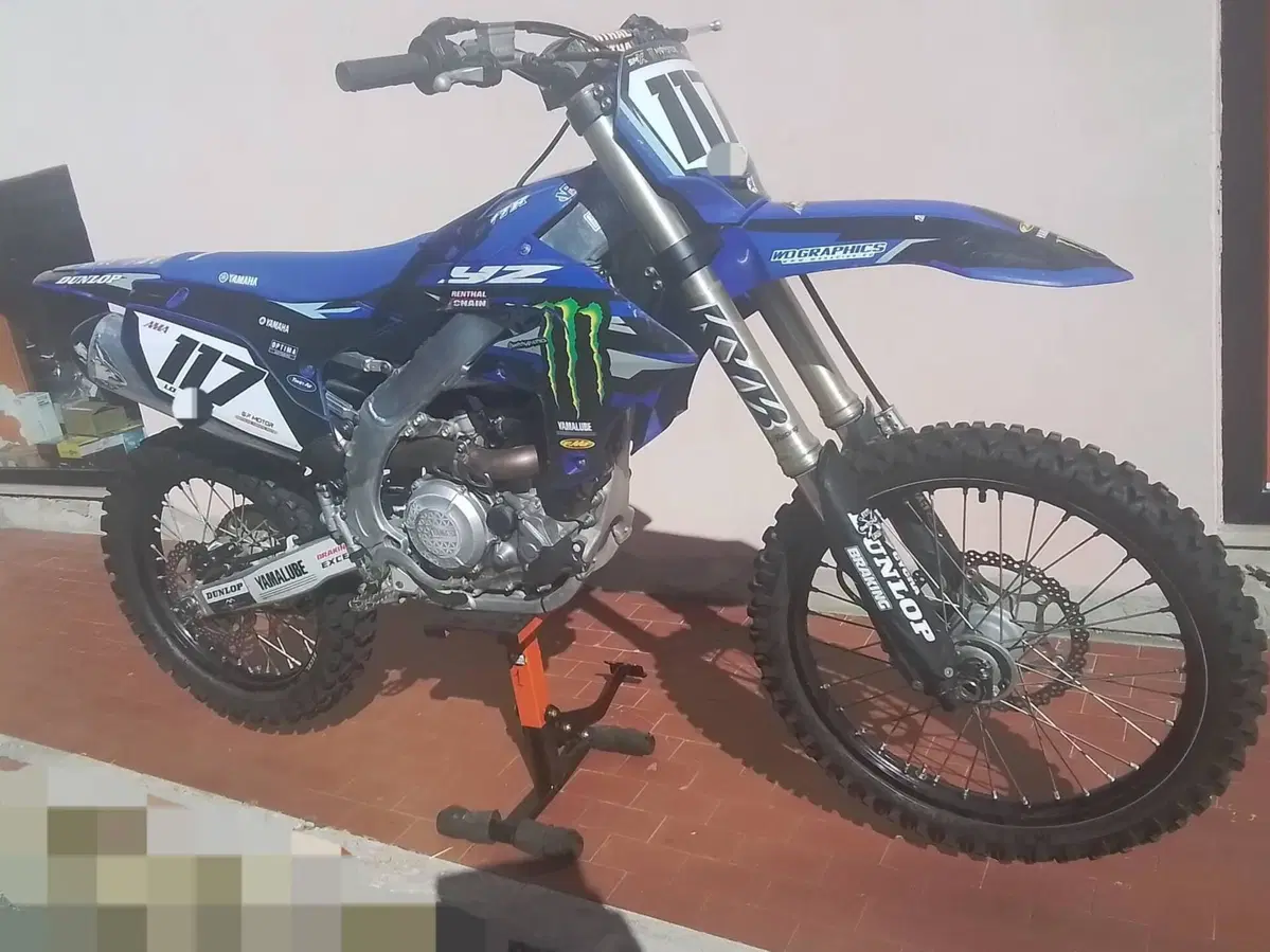 Yamaha YZ 450 F (2023) (4)