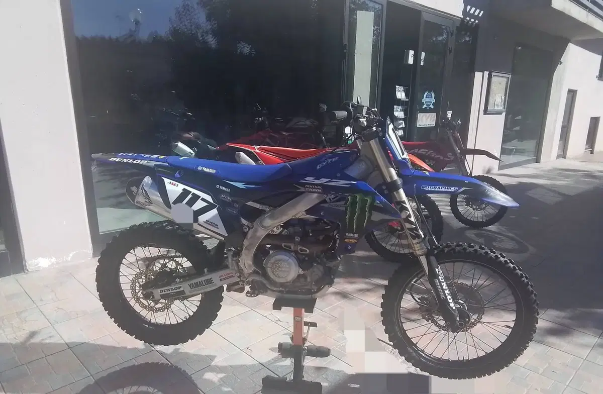 Yamaha YZ 450 F (2023) (7)