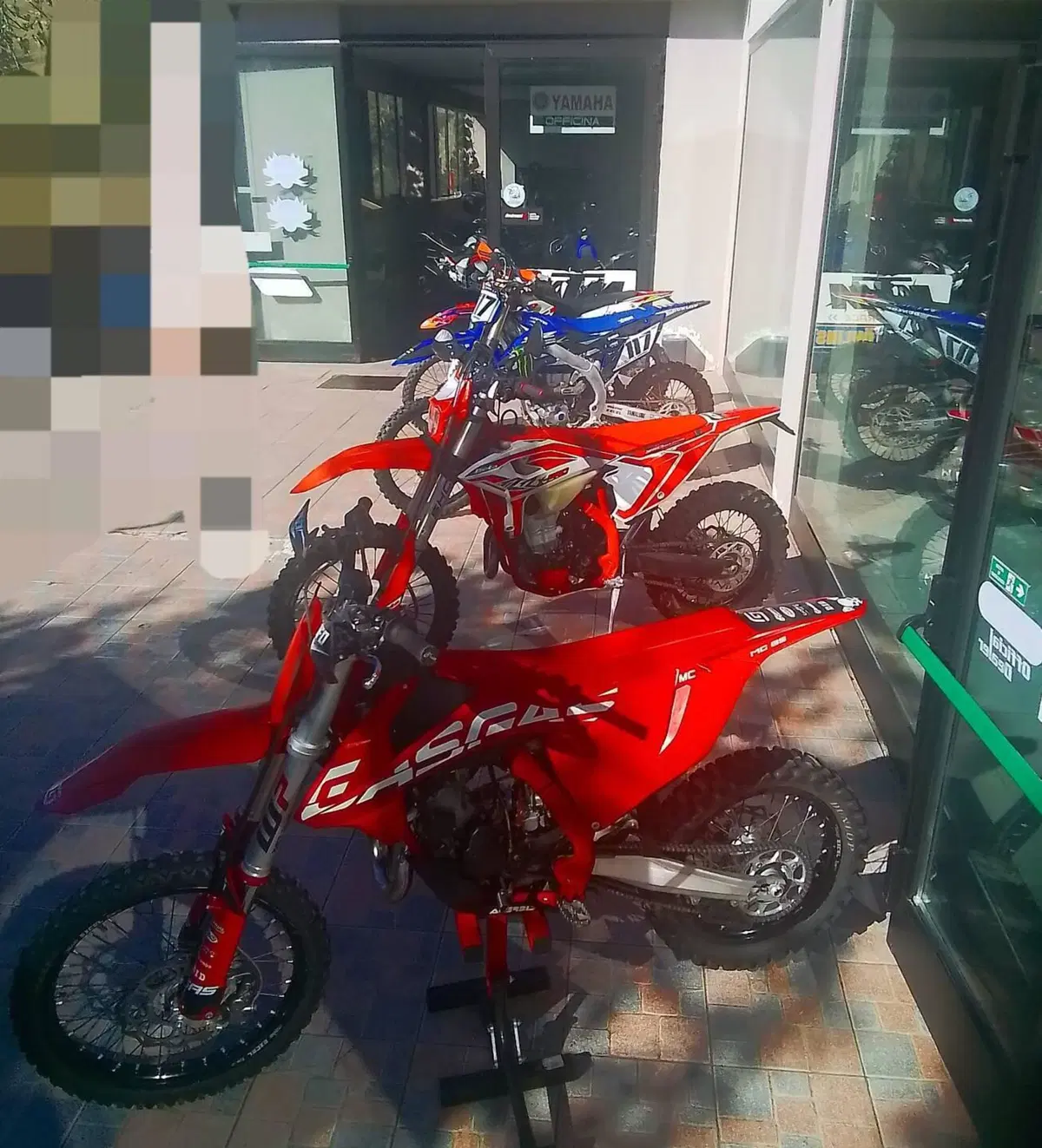 Yamaha YZ 450 F (2023) (16)