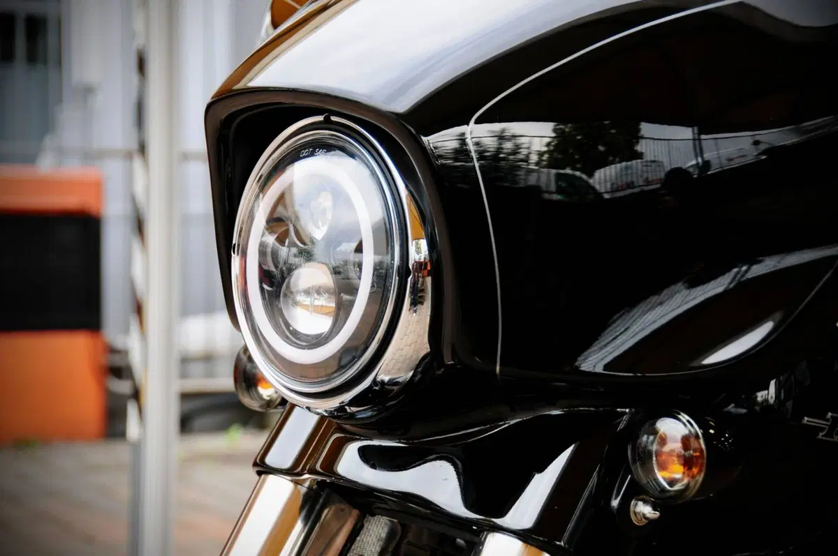 Harley-Davidson 1690 Street Glide Special (2014 - 16) - FLHX (6)